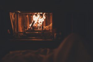 Sprawdź przybory do kominka.