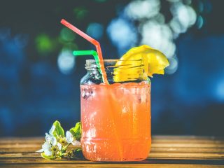Smak i zdrowie: sprawdź wyciskarki do soków ranking.