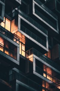 jak zmniejszyć koszty eksploatacji we wspólnocie mieszkaniowej