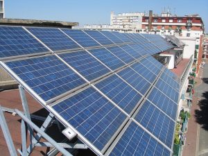 jak magazynować energię elektryczną